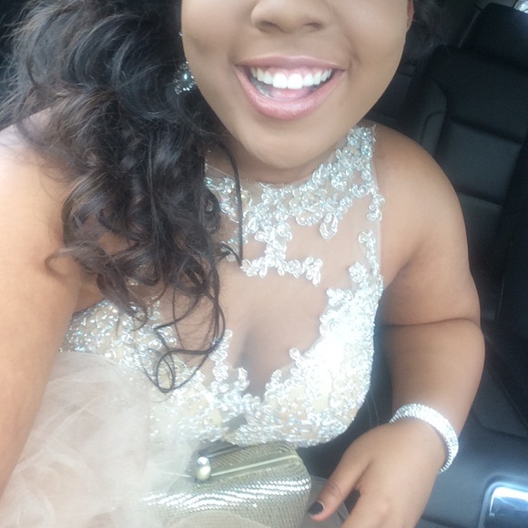 Prom dress - Picture 3 of 3