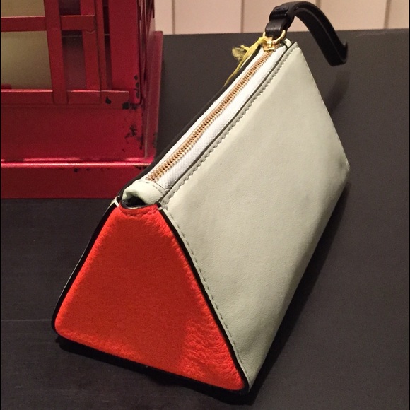 ♠Kate Spade “Saturday” Prism Leather Coin Purse♠ - Picture 3 of 4