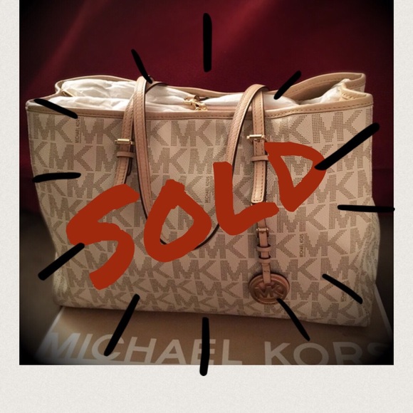 Michael Kors Jet Set Tote 🚫SOLD🚫