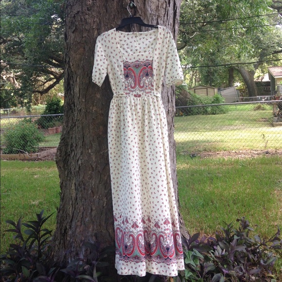 One of a kind VINTAGE maxi floral psychedelic