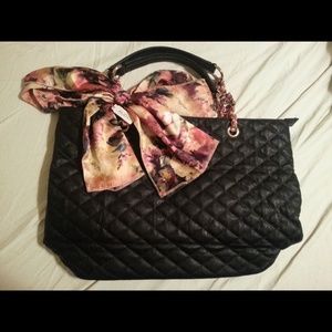 ALDO Black Quilted Tote w/ Bow and Chain Strap