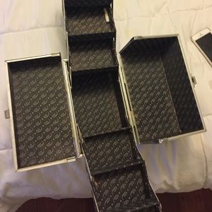 Makeup case