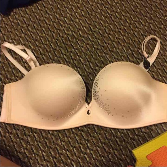 Vs add 2 cup bra. Size 34C
