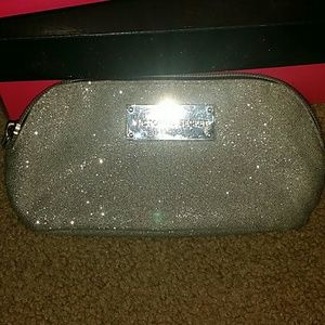 Small victoria secret makeup bag