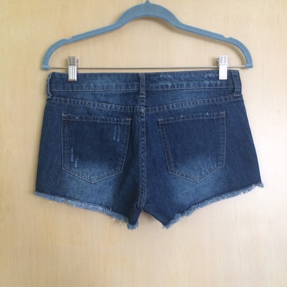 F21 basic shorts - Picture 2 of 3