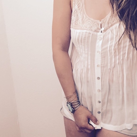 • Lace Tank •
