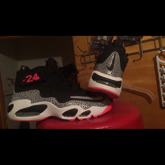 Nike Griffeys size 10