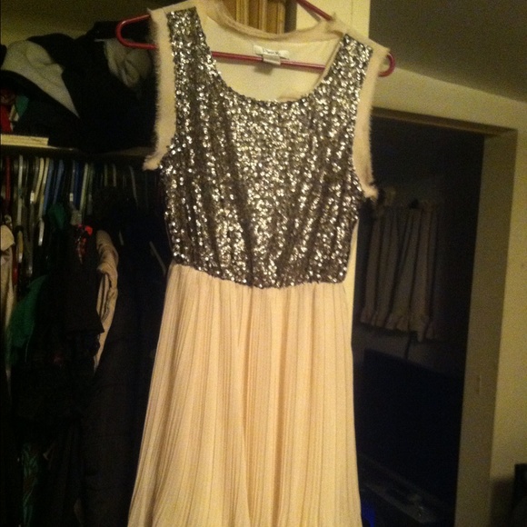 Pinky cocktail dress