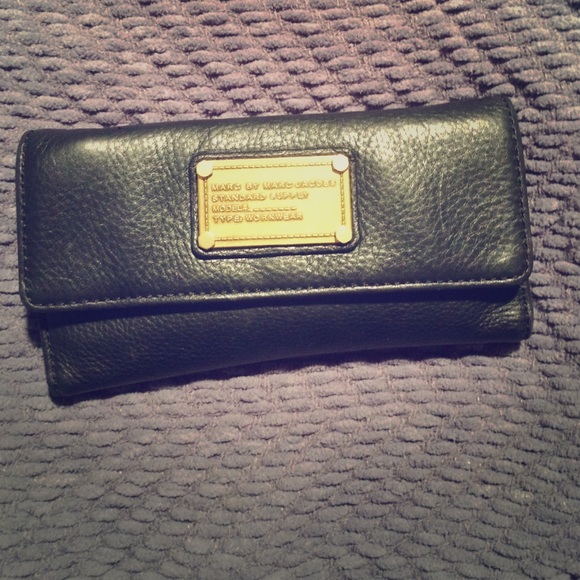 Marc by Marc Jacbos Classic Q wallet