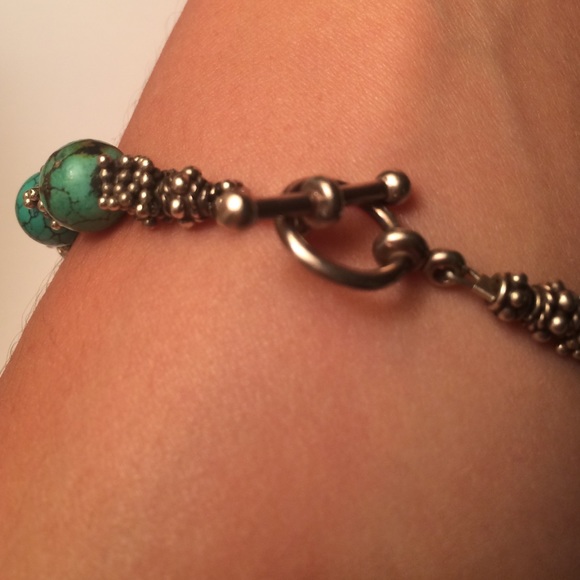 Perfect condition bracelet - Picture 3 of 4