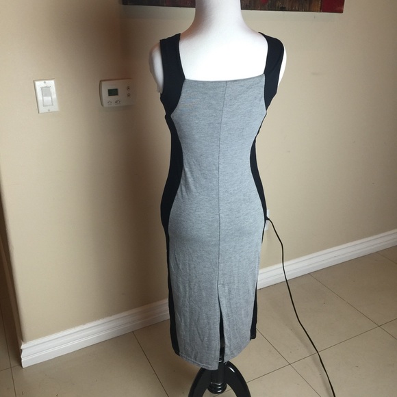 Dress - Picture 4 of 4