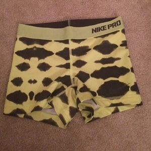 Nike Pro
