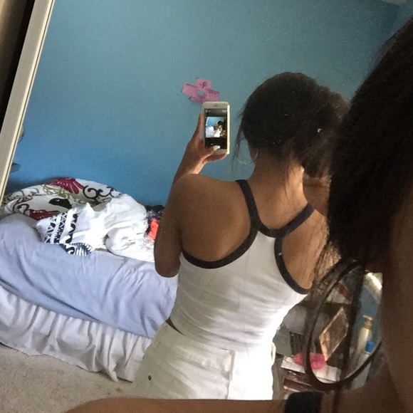 Crop top - Picture 3 of 4