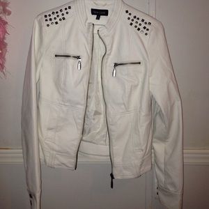Very cute white leather jacket. Small.