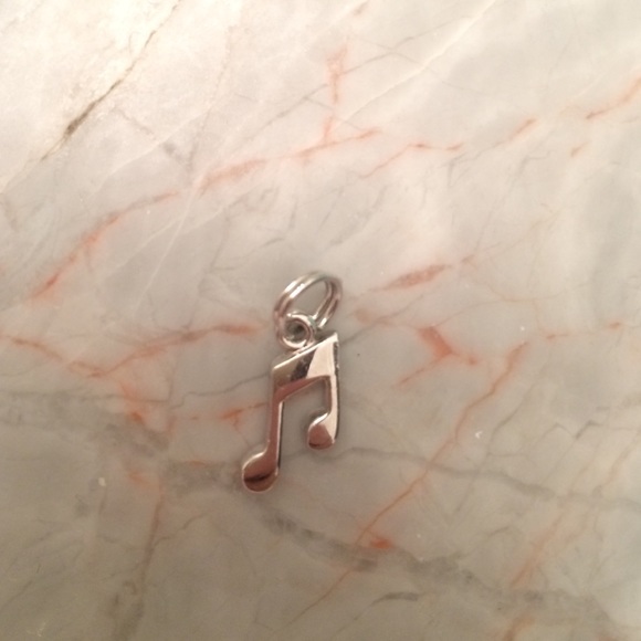 Music note charm