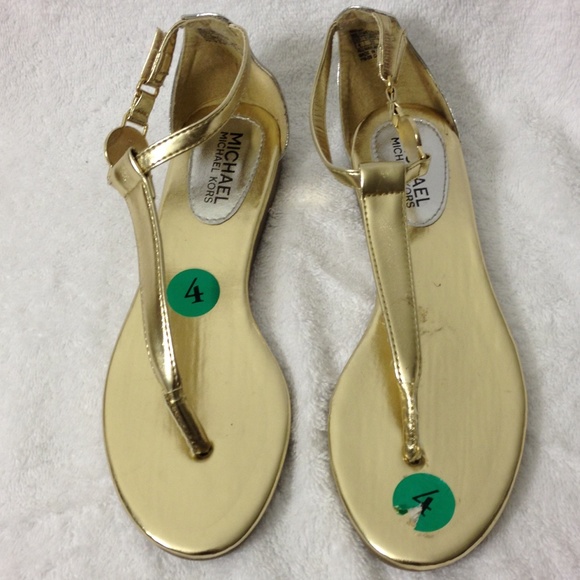 Mk Marnia multi mettalic kids sandal.