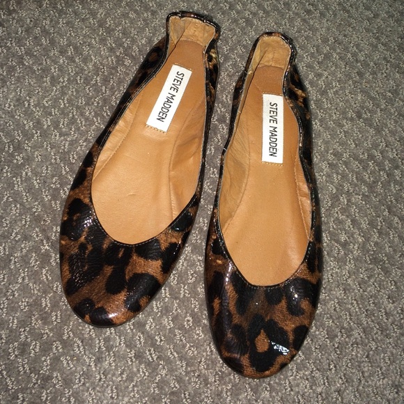 Steve Madden leopard print patent ballet flats