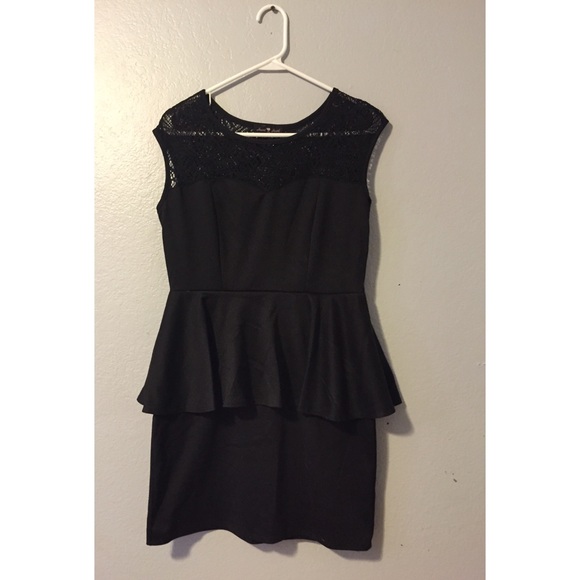 Black fitted lace top sweetheart peplum dress