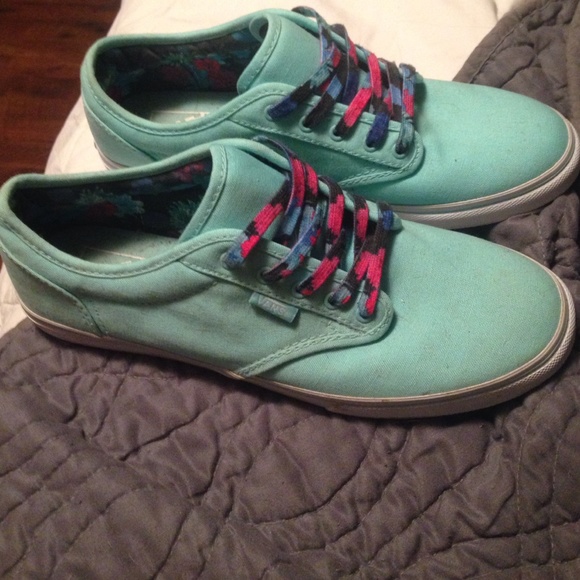 Mint vans