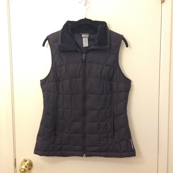 Target/ Champion Black Puff Vest (Size Med)