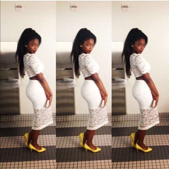 Two piece all white set - Picture 1 of 3