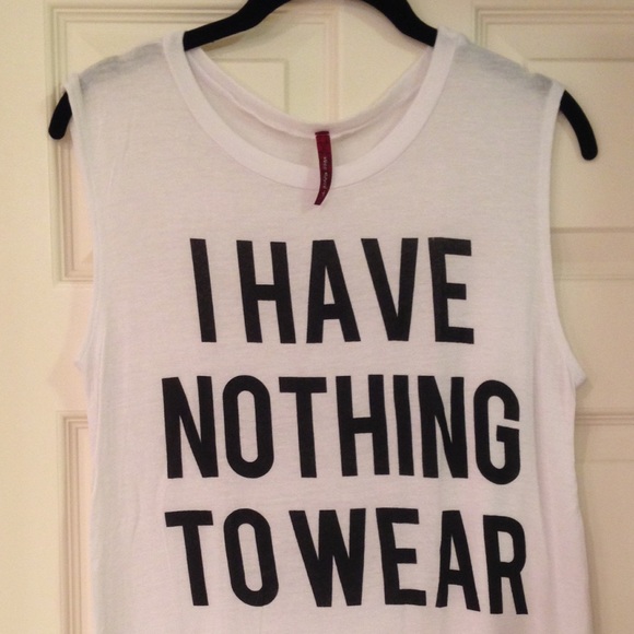 Like New! " I Have Nothing To Wear "Sleeveless Top - Picture 2 of 2