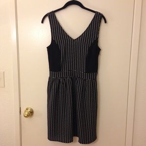 H&M Black & White Dress (Size 8)