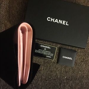 Chanel wallet