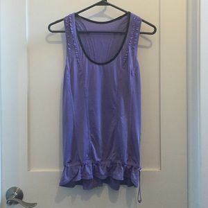 Lululemon size 6 violent tank with no support