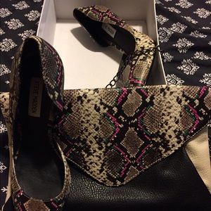 Steve Madden pump and clutch