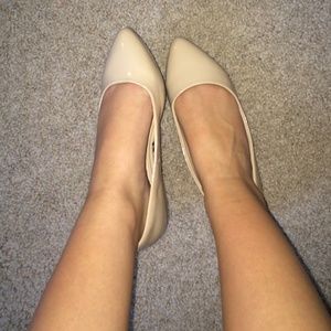 Nude flats
