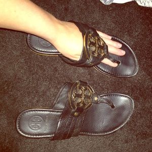 Beautiful Tory burch sandals!!