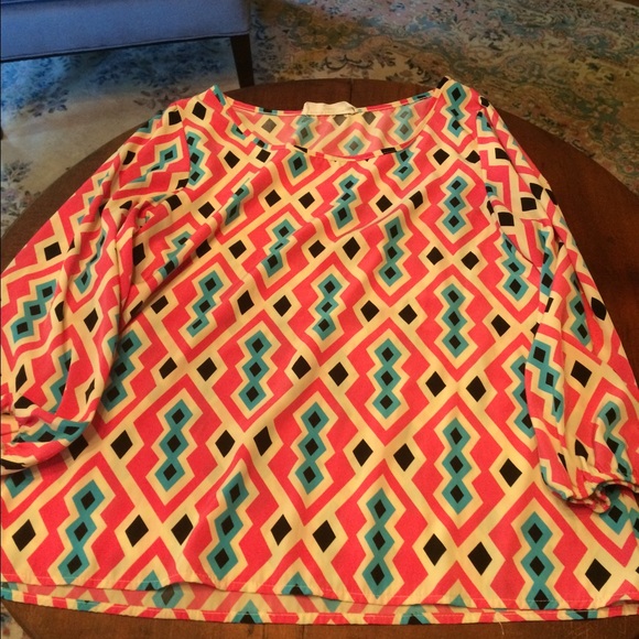 Peach love cream boutique top size small