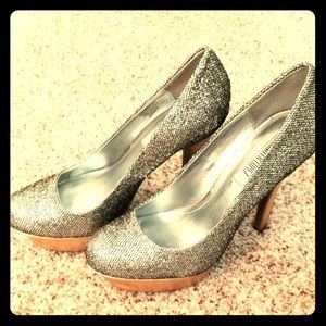 Silver and gold pumps