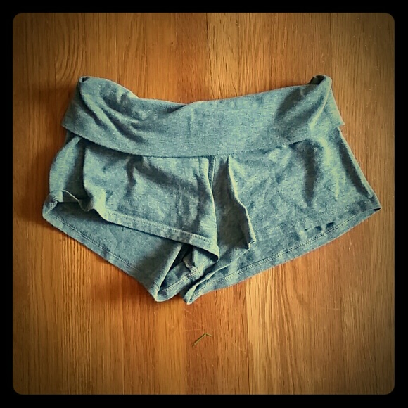 Wet Seal yoga shorts Sz S