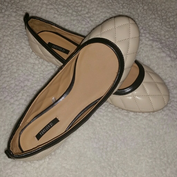 Forever 21 Shoes - Forever21 slip on shoes