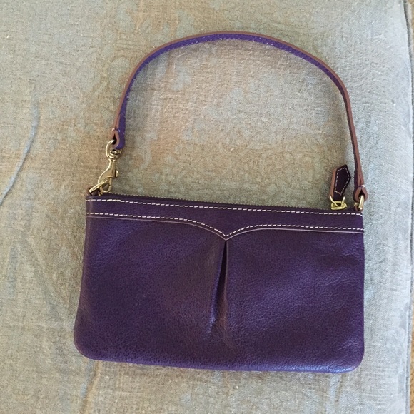 Dooney & Bourke wristlet