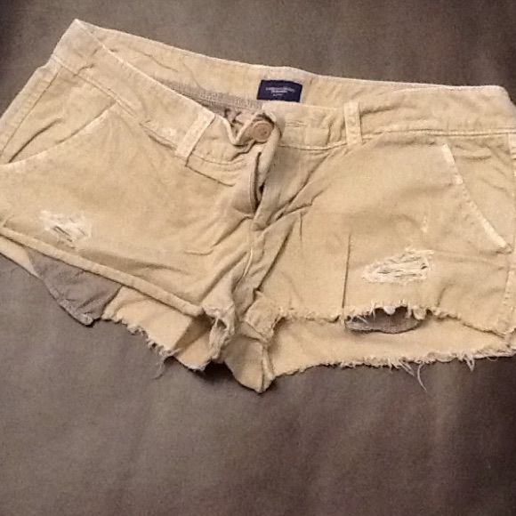 AEO khaki cutoff shorts