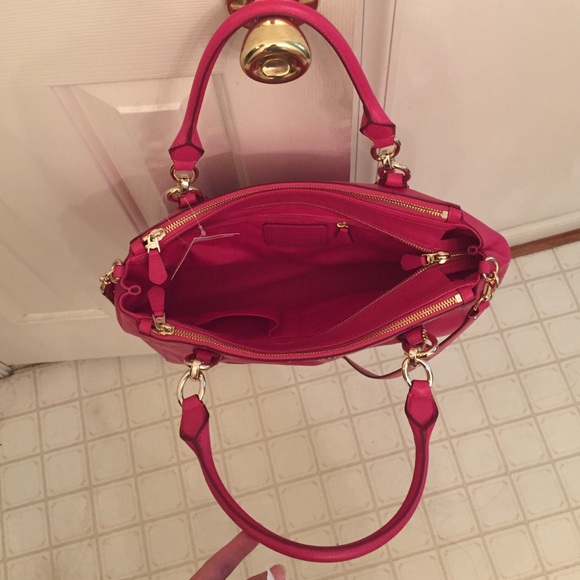 【sold】New with tag Coach bag - Picture 3 of 4