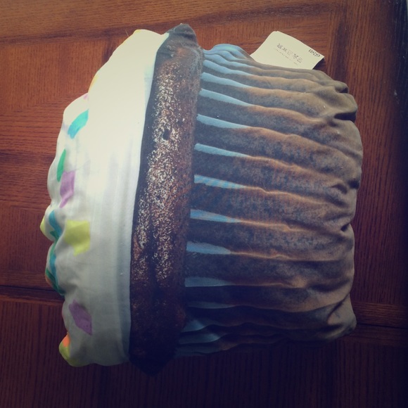 Cupcake pillows