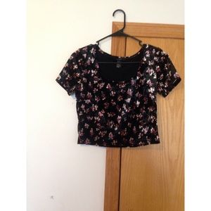 Floral velvet crop