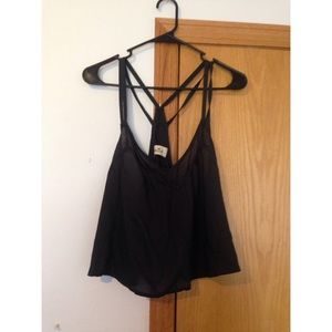 Strapped crop tank