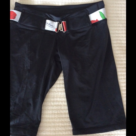 Lululemon belted shorts. Size small. Worn twice.