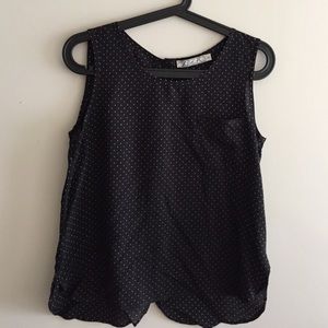 ⬇️CLEARANCE SALE✅ Chloe K top