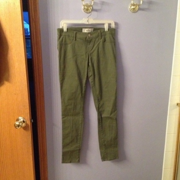 green leggings