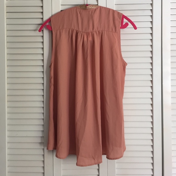 Button down Flowy Top with a Gold beaded collar - Picture 2 of 3