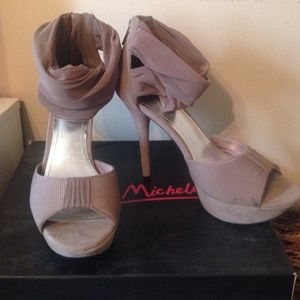 Platform blush shoes