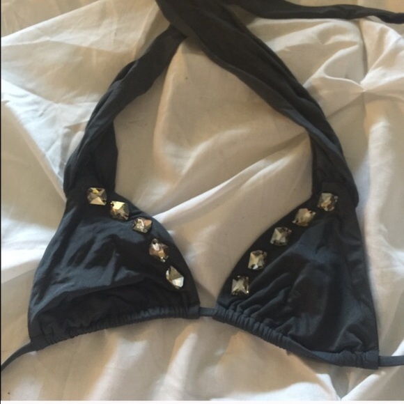 Beach bunny top ! SALE !🎈🎈