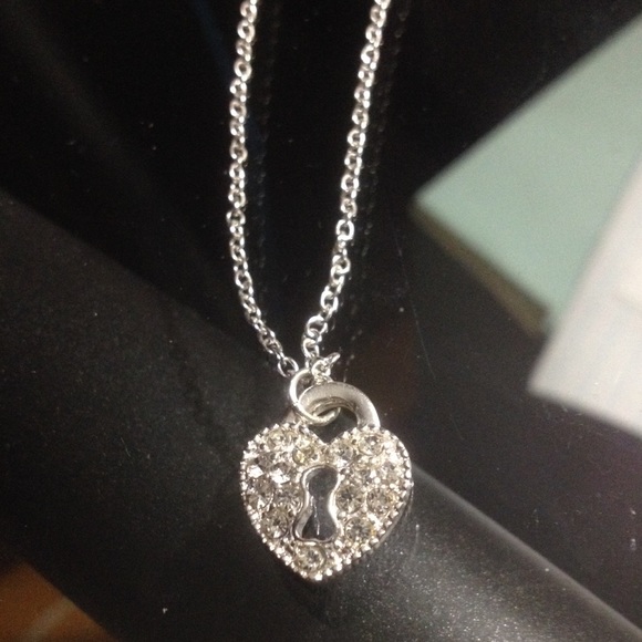 Silver necklace - Picture 1 of 1