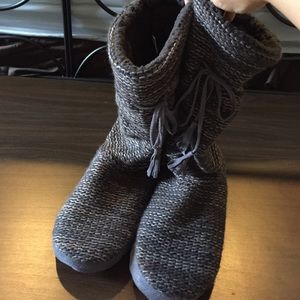 ⬇️REDUCED✅ MukLuks